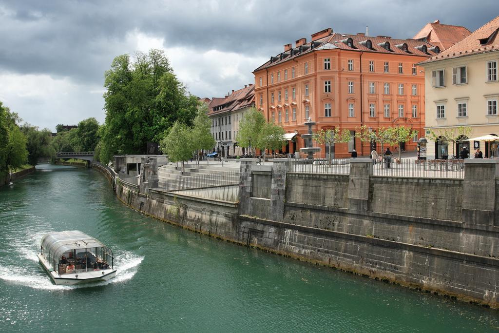 Aura Guesthouse Lublaň Exteriér fotografie